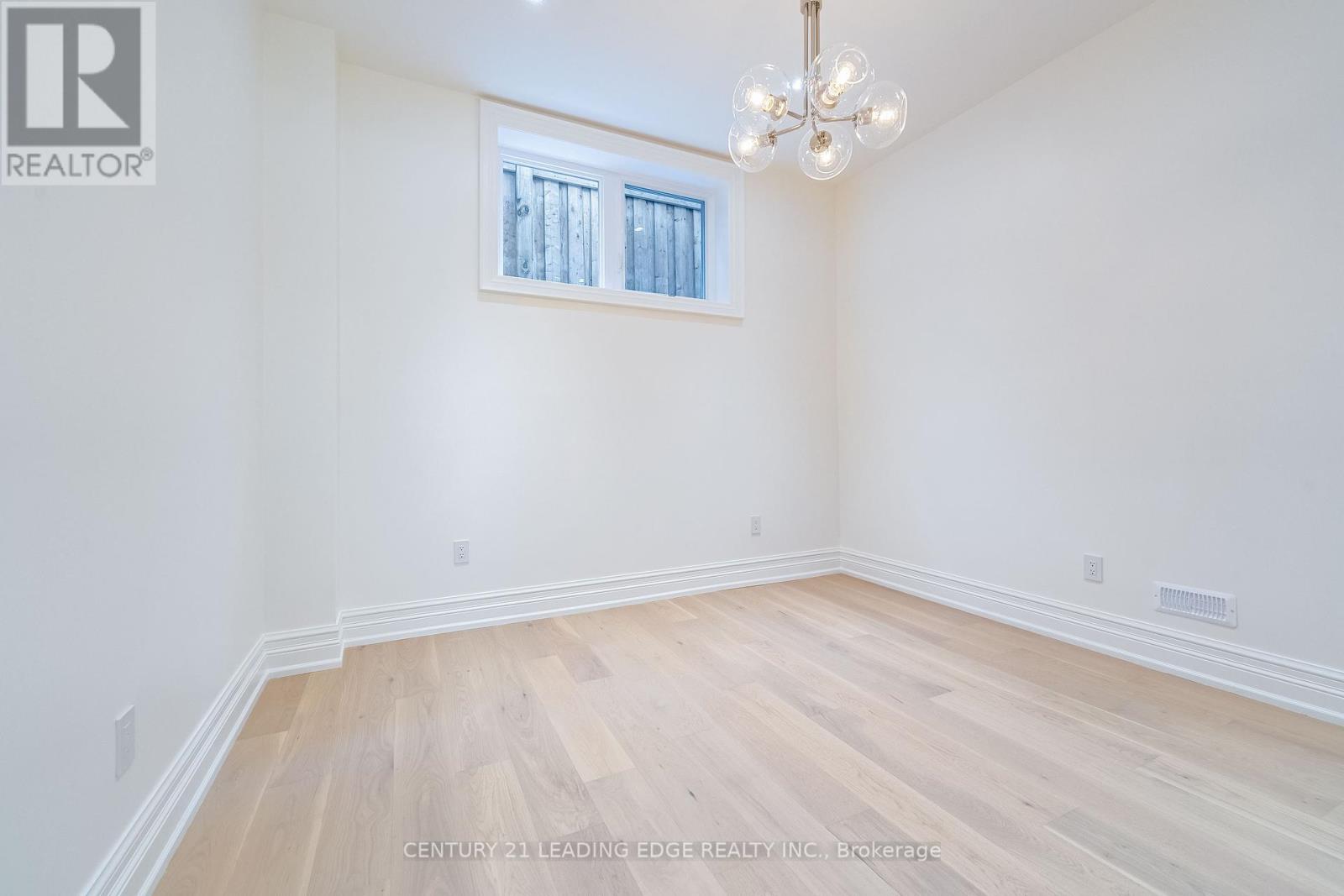 22 King High Avenue, Toronto (Clanton Park), Ontario  M3H 3A7 - Photo 37 - C12426982