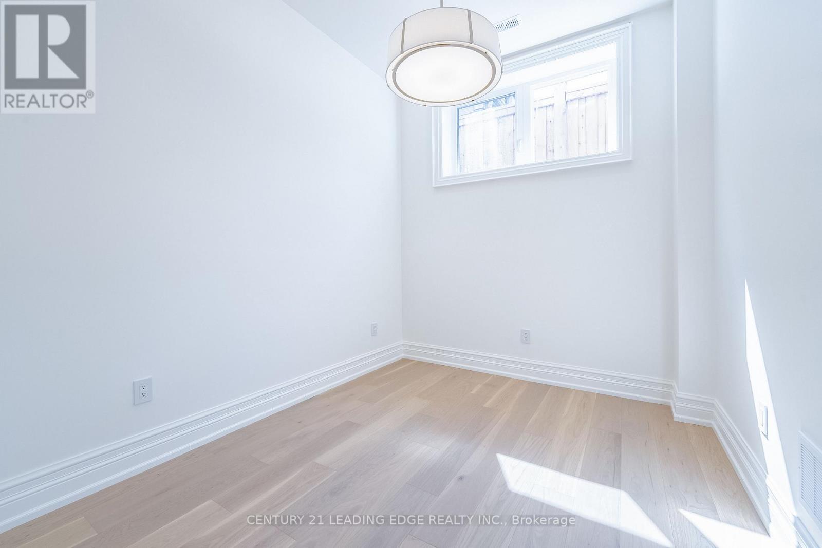 22 King High Avenue, Toronto (Clanton Park), Ontario  M3H 3A7 - Photo 38 - C12426982