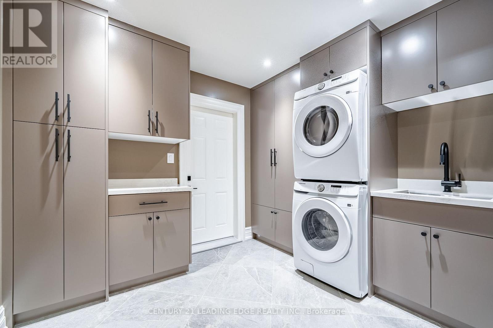 22 King High Avenue, Toronto (Clanton Park), Ontario  M3H 3A7 - Photo 47 - C12426982