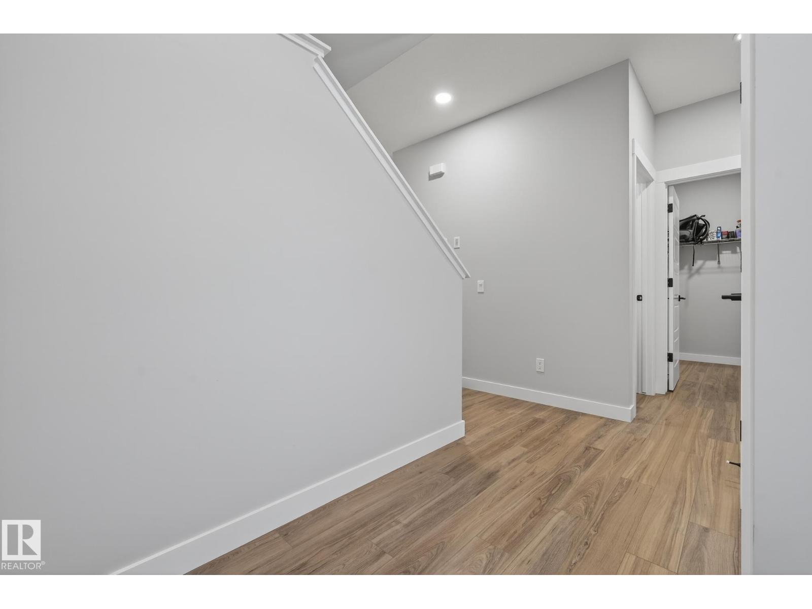 9704 224 St Nw, Edmonton, Alberta  T5T 7P4 - Photo 5 - E4459482