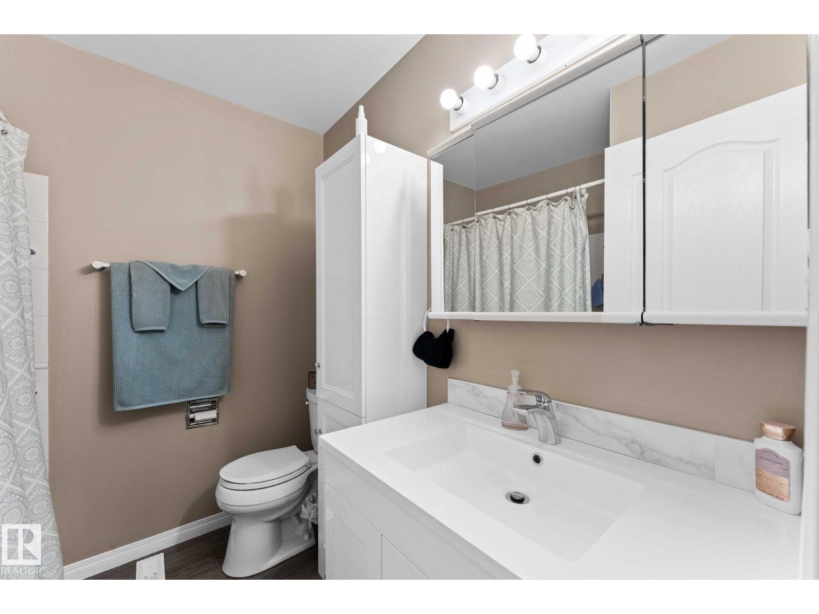 303 Knottwood Rd N Nw, Edmonton, Alberta  T6K 2G5 - Photo 13 - E4459487