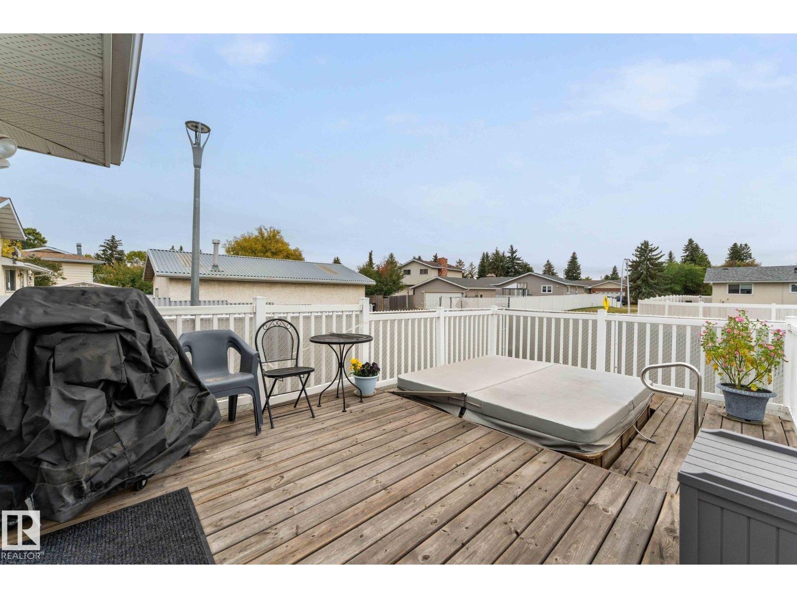 303 Knottwood Rd N Nw, Edmonton, Alberta  T6K 2G5 - Photo 20 - E4459487