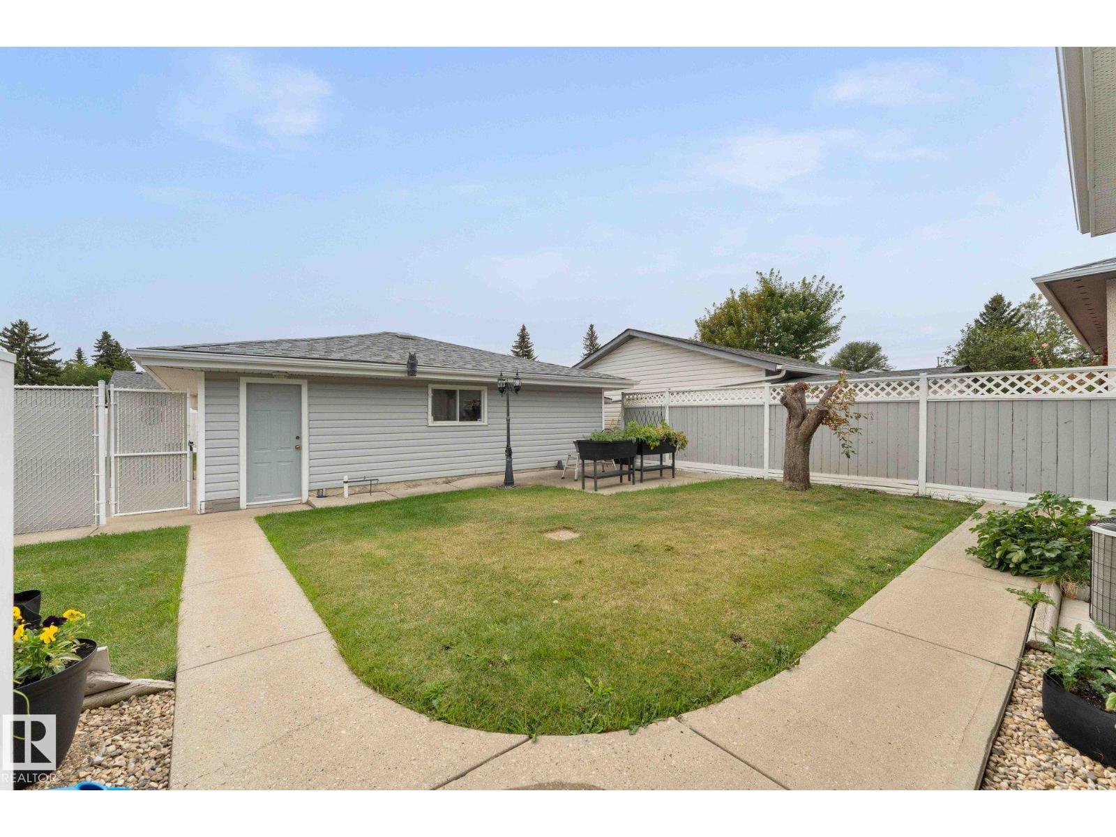 303 Knottwood Rd N Nw, Edmonton, Alberta  T6K 2G5 - Photo 24 - E4459487