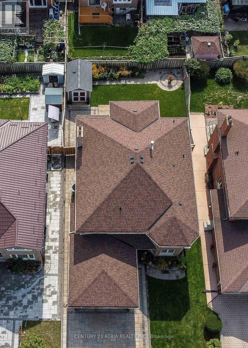 36 Dorothy Britton Drive, Markham, Ontario  L3S 3J3 - Photo 45 - N12426932