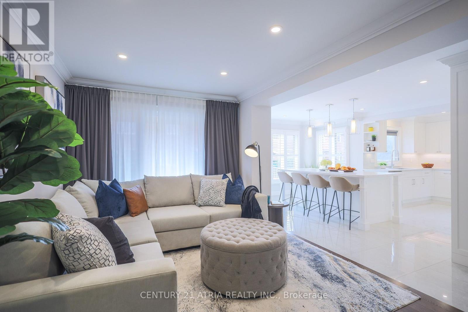 36 Dorothy Britton Drive, Markham, Ontario  L3S 3J3 - Photo 8 - N12426932