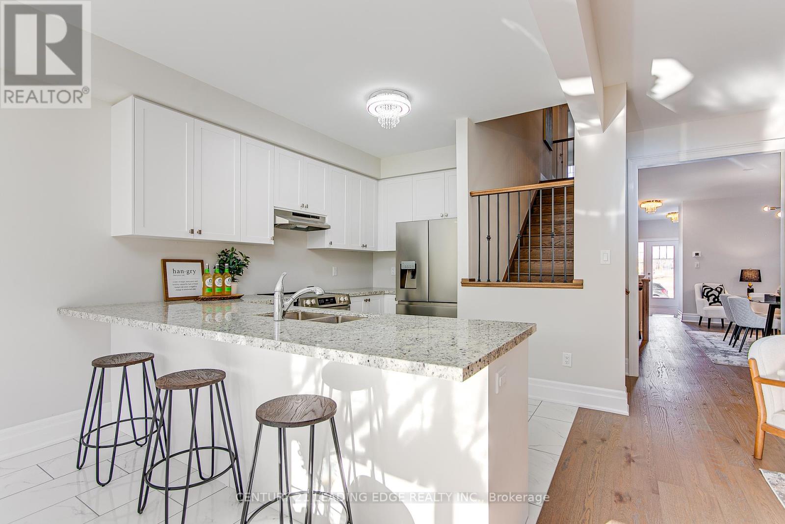 108 Lorne Thomas Place, New Tecumseth (Alliston), Ontario  L0L 1L0 - Photo 16 - N12426943