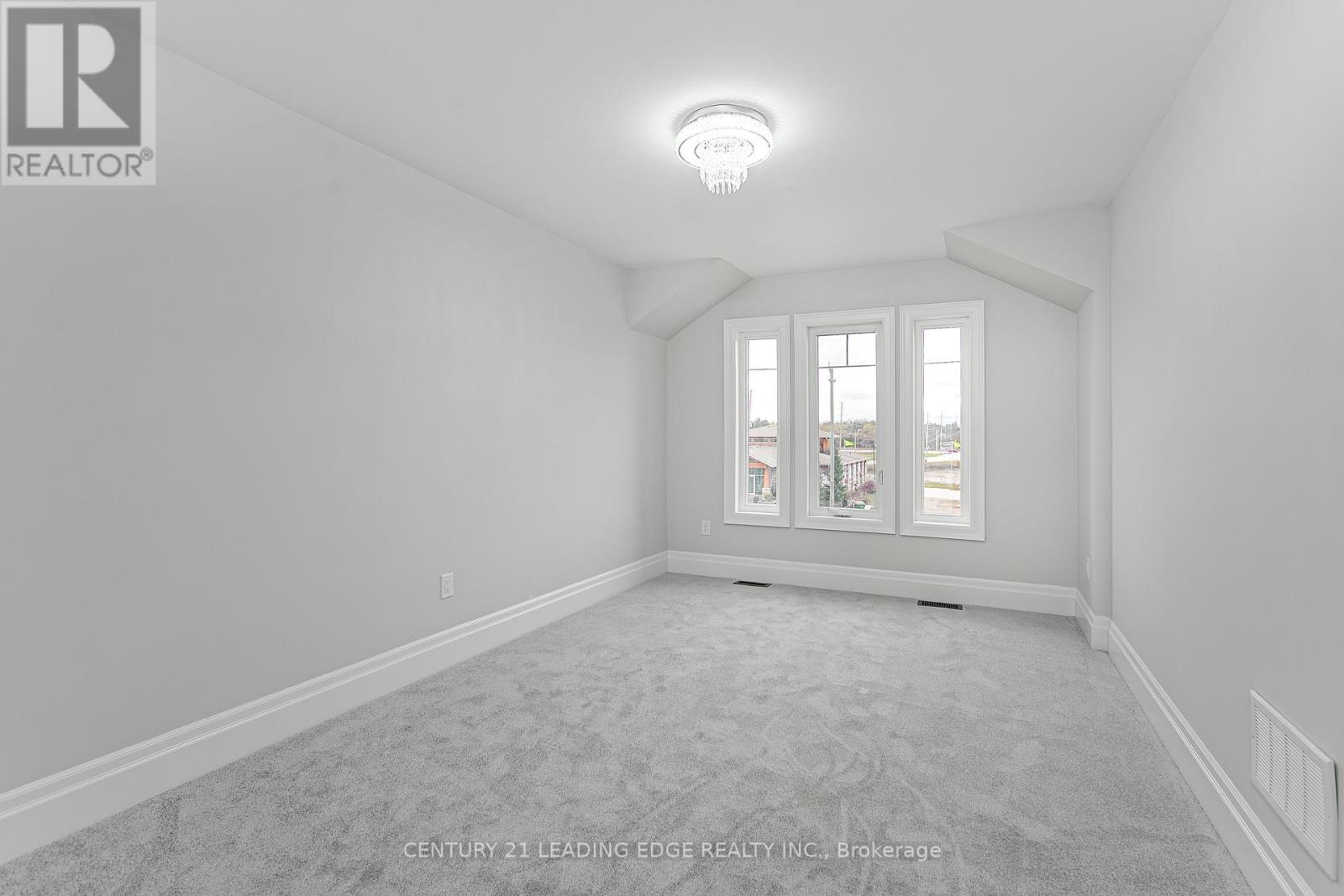 108 Lorne Thomas Place, New Tecumseth (Alliston), Ontario  L0L 1L0 - Photo 31 - N12426943