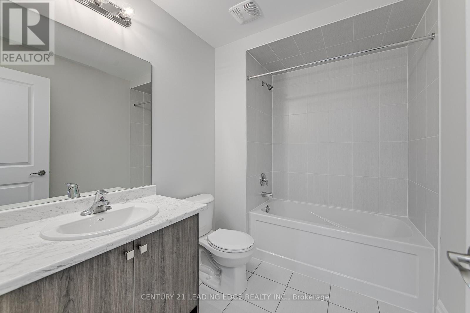 108 Lorne Thomas Place, New Tecumseth (Alliston), Ontario  L0L 1L0 - Photo 33 - N12426943