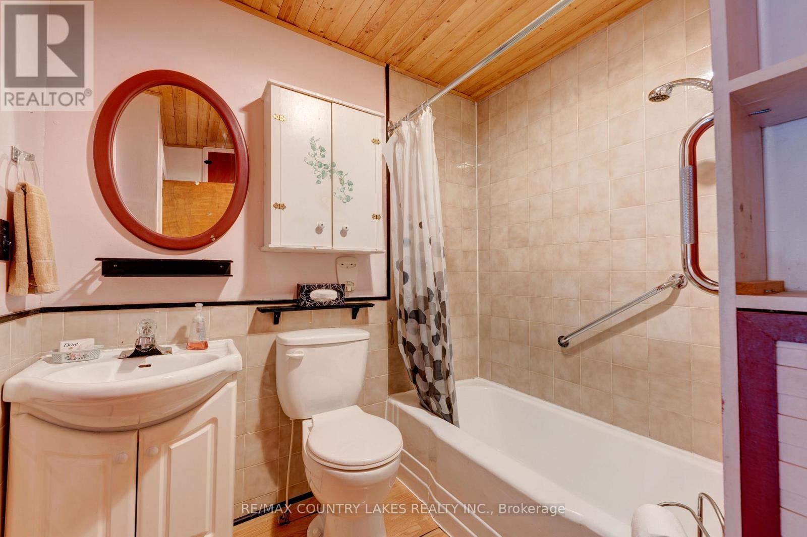 446 Main Street E, Brock, Ontario  L0K 1A0 - Photo 11 - N12427014