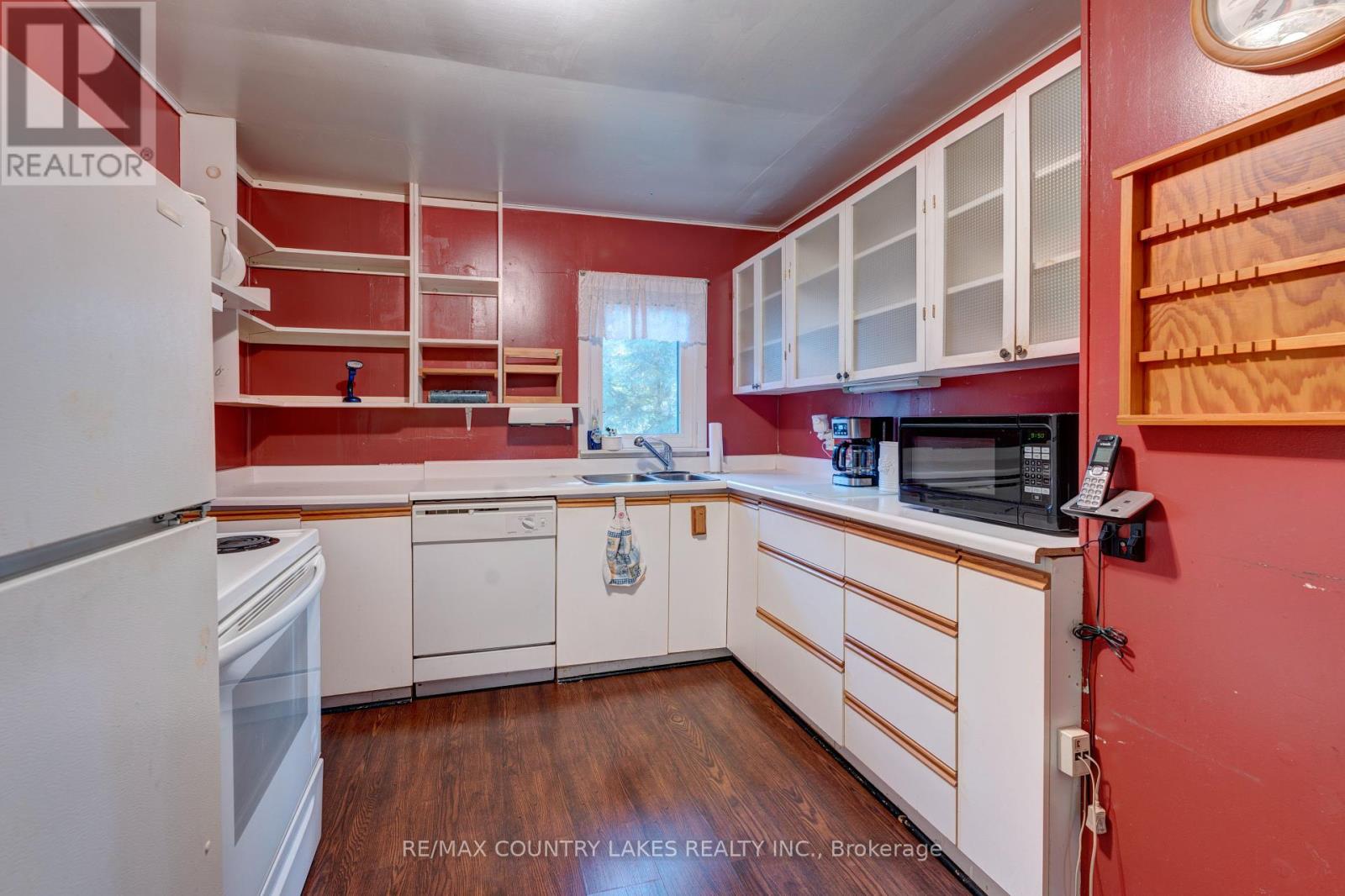 446 Main Street E, Brock, Ontario  L0K 1A0 - Photo 6 - N12427014