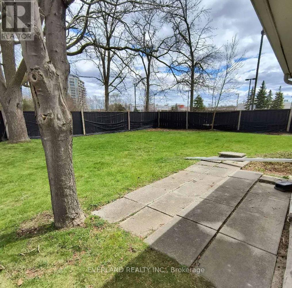 33 Main Street, Markham, Ontario  L3R 2E5 - Photo 11 - N12427051