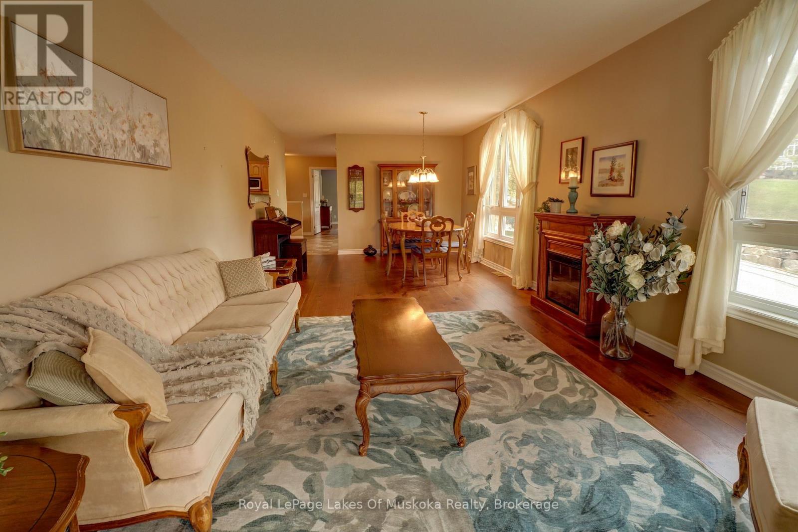 106 - 31 Dairy Lane, Huntsville, Ontario  P1H 2L7 - Photo 7 - X12425397