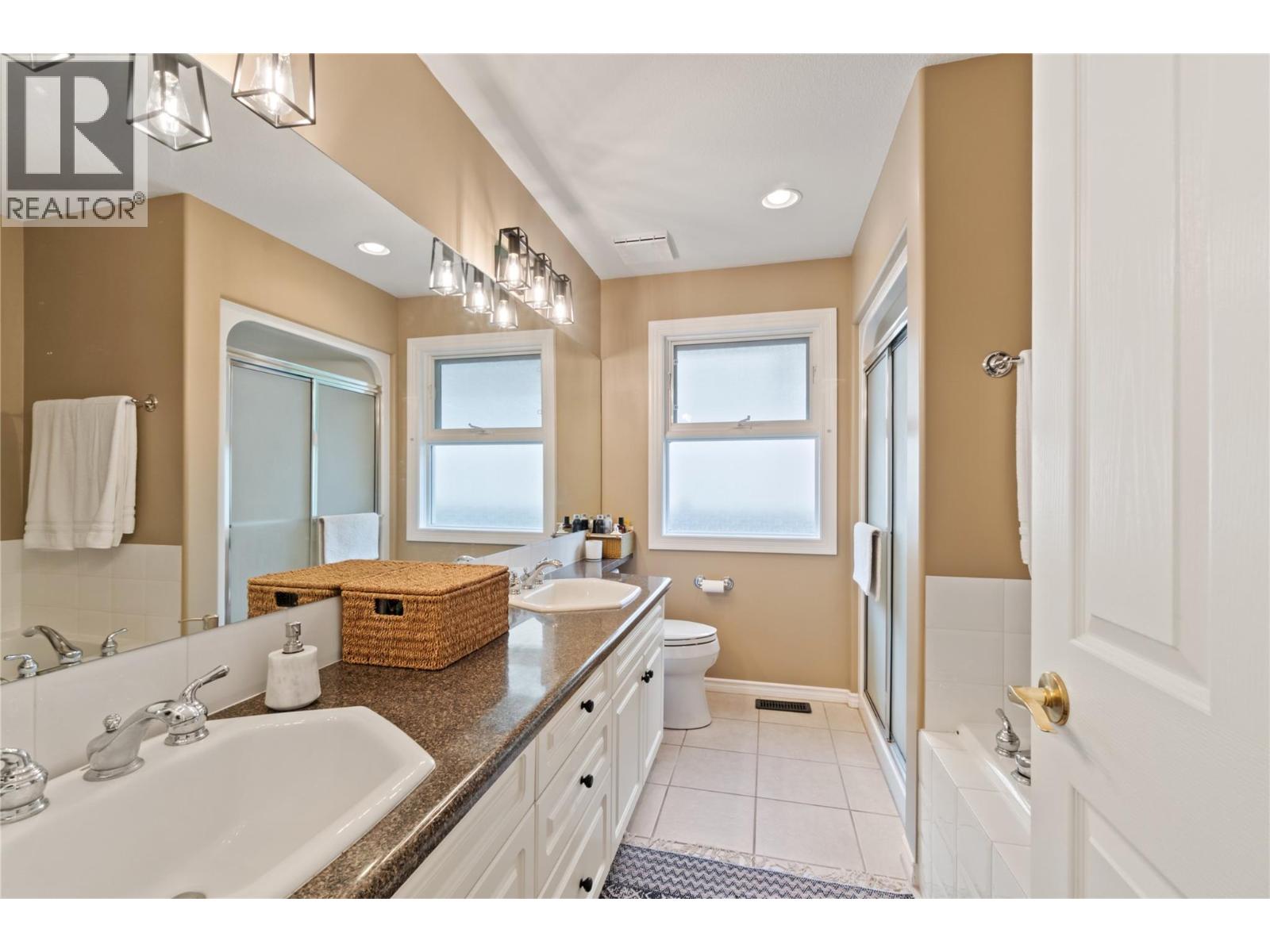 4222 Gallaghers Crescent, Kelowna, British Columbia  V1W 3Z9 - Photo 30 - 10364099