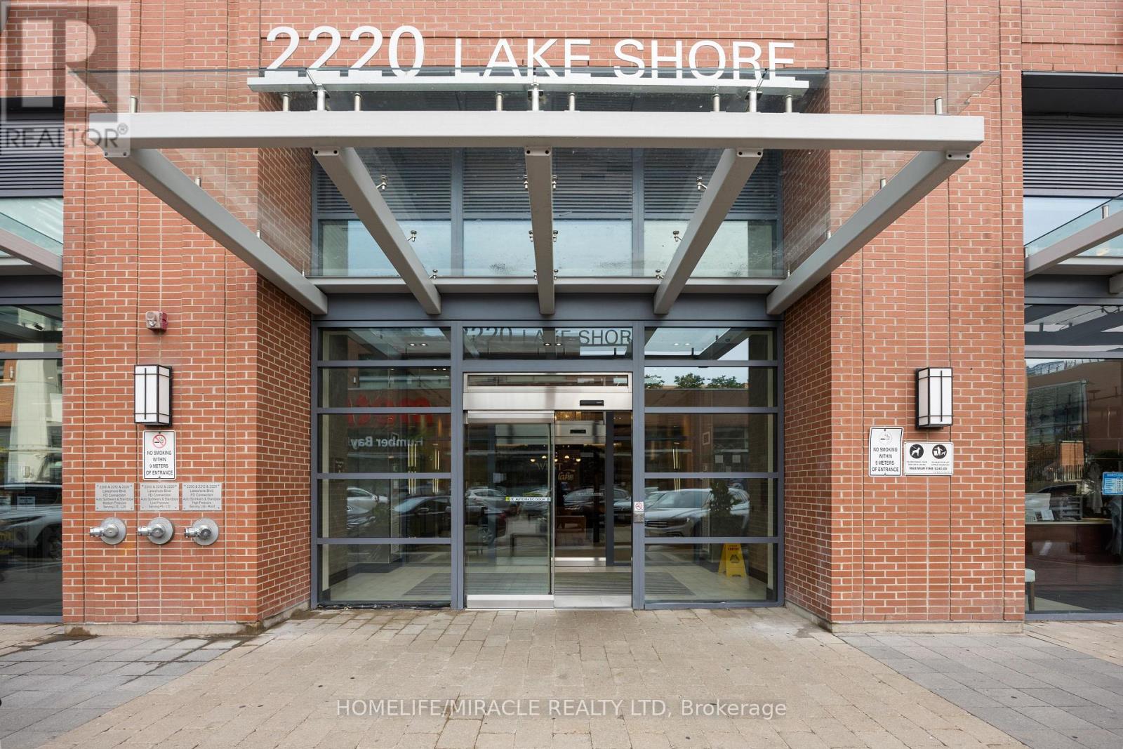 2004 - 2220 Lakeshore Boulevard W, Toronto, Ontario  M8V 1A4 - Photo 2 - W12426993