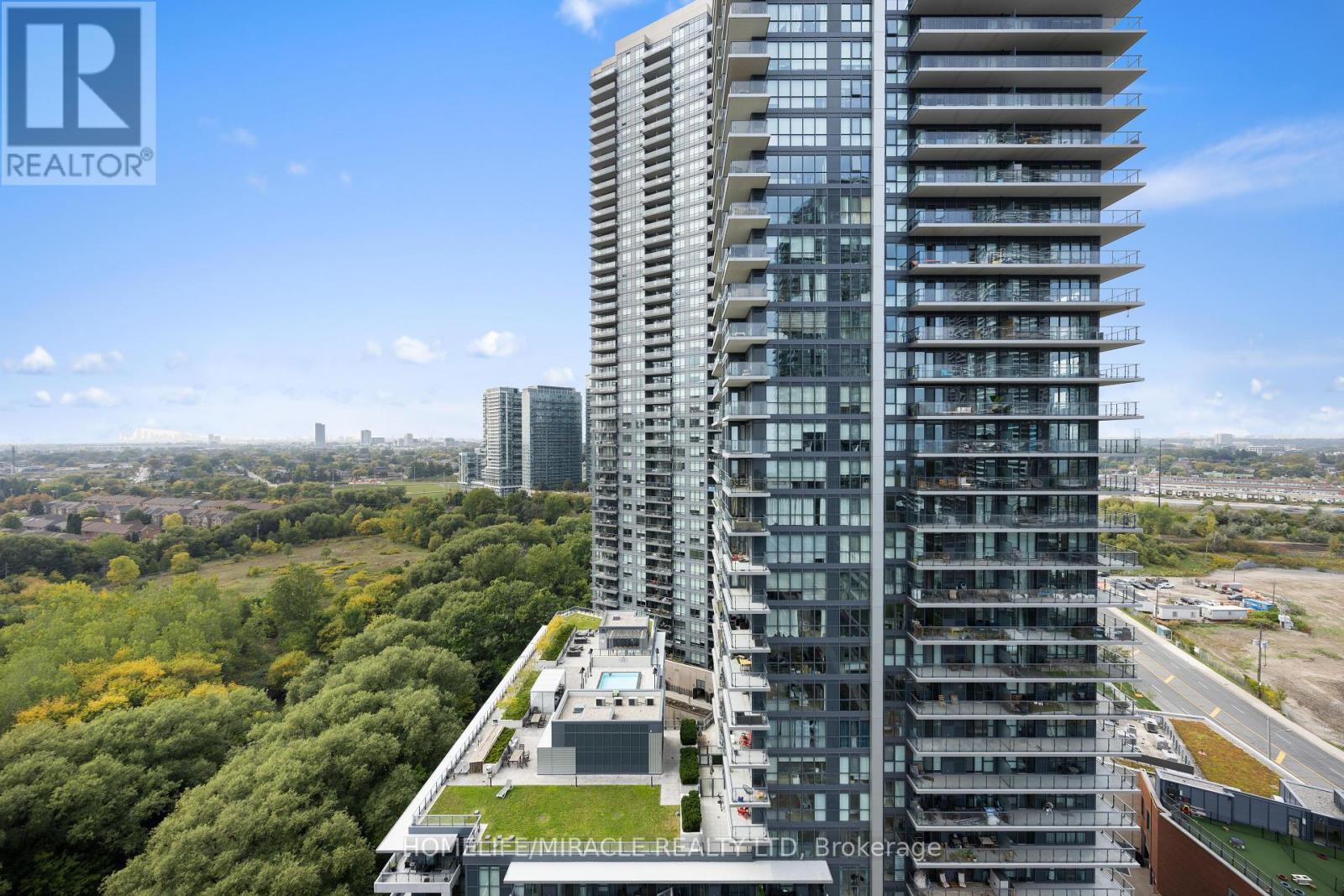 2004 - 2220 Lakeshore Boulevard W, Toronto, Ontario  M8V 1A4 - Photo 30 - W12426993