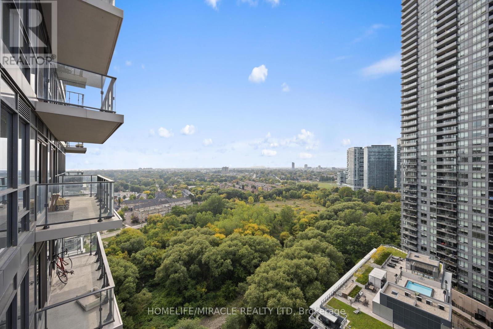 2004 - 2220 Lakeshore Boulevard W, Toronto, Ontario  M8V 1A4 - Photo 31 - W12426993