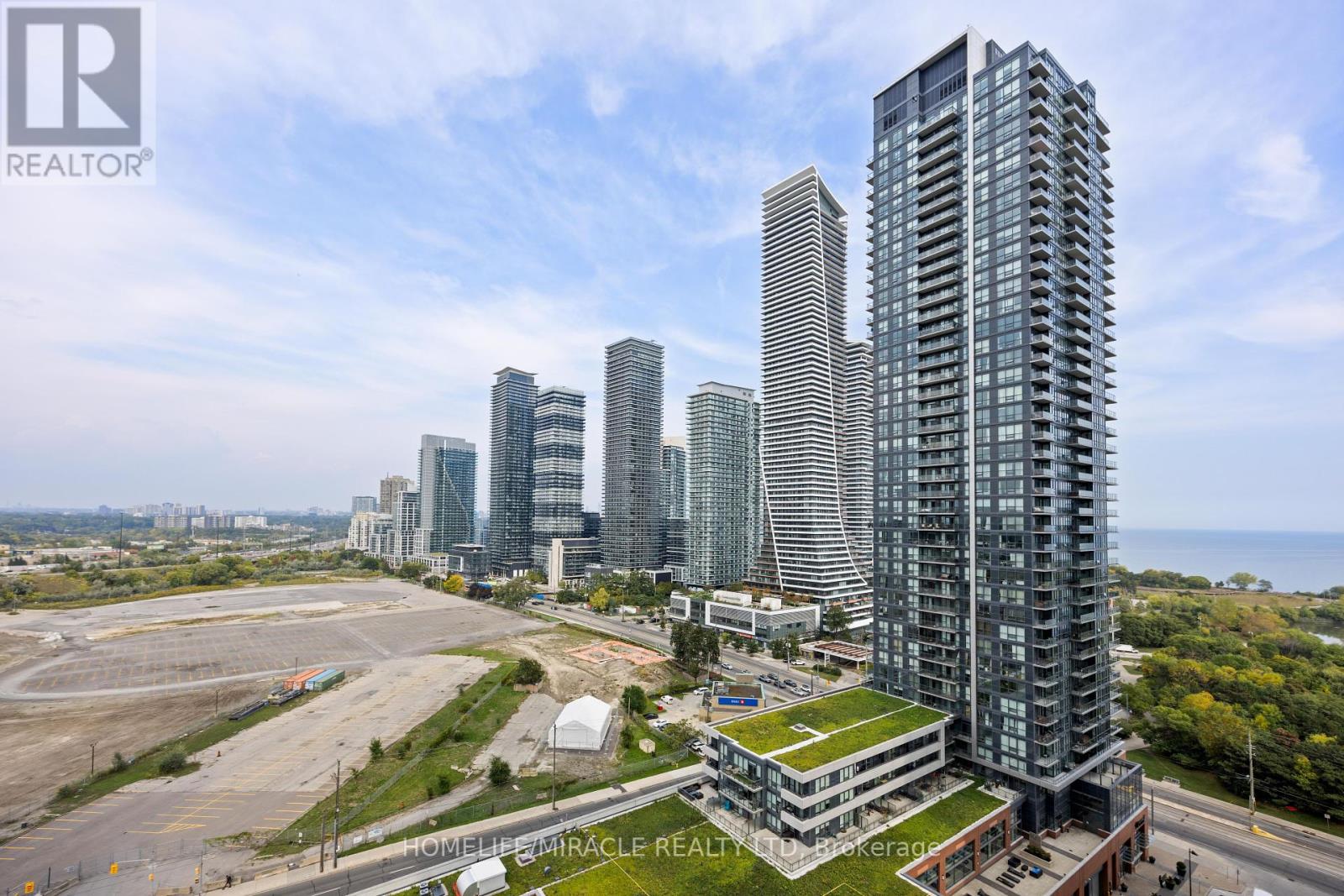 2004 - 2220 Lakeshore Boulevard W, Toronto, Ontario  M8V 1A4 - Photo 32 - W12426993