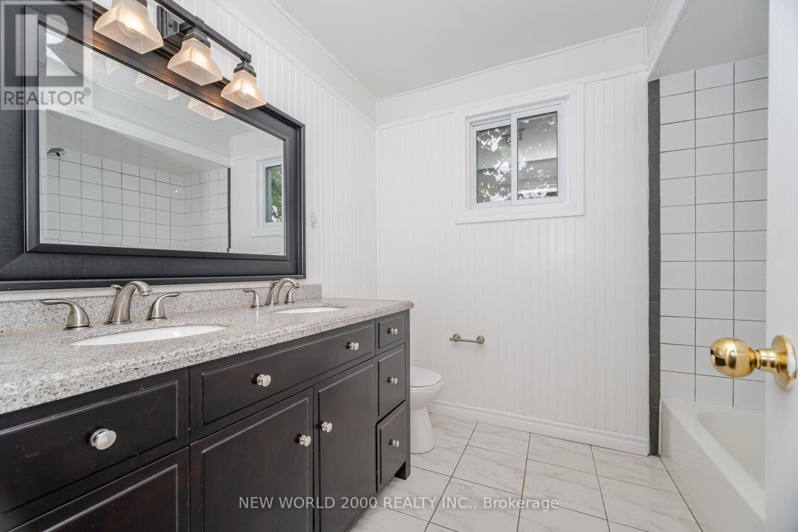 254 Maidstone Court, Caledon, Ontario  L7E 3V2 - Photo 21 - W12427000