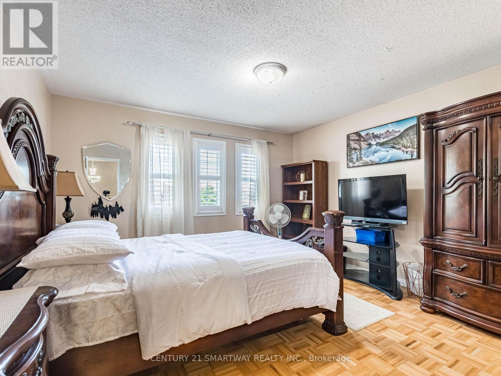 38 Bottlebrush Drive, Brampton, Ontario  L6R 2Z5 - Photo 31 - W12427010