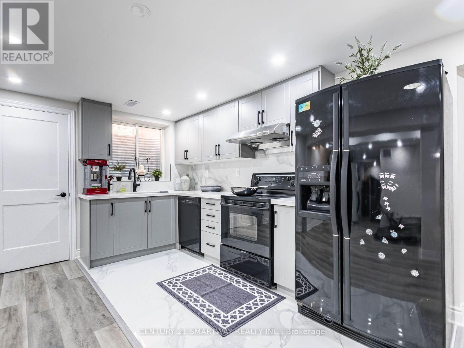 38 Bottlebrush Drive, Brampton, Ontario  L6R 2Z5 - Photo 39 - W12427010