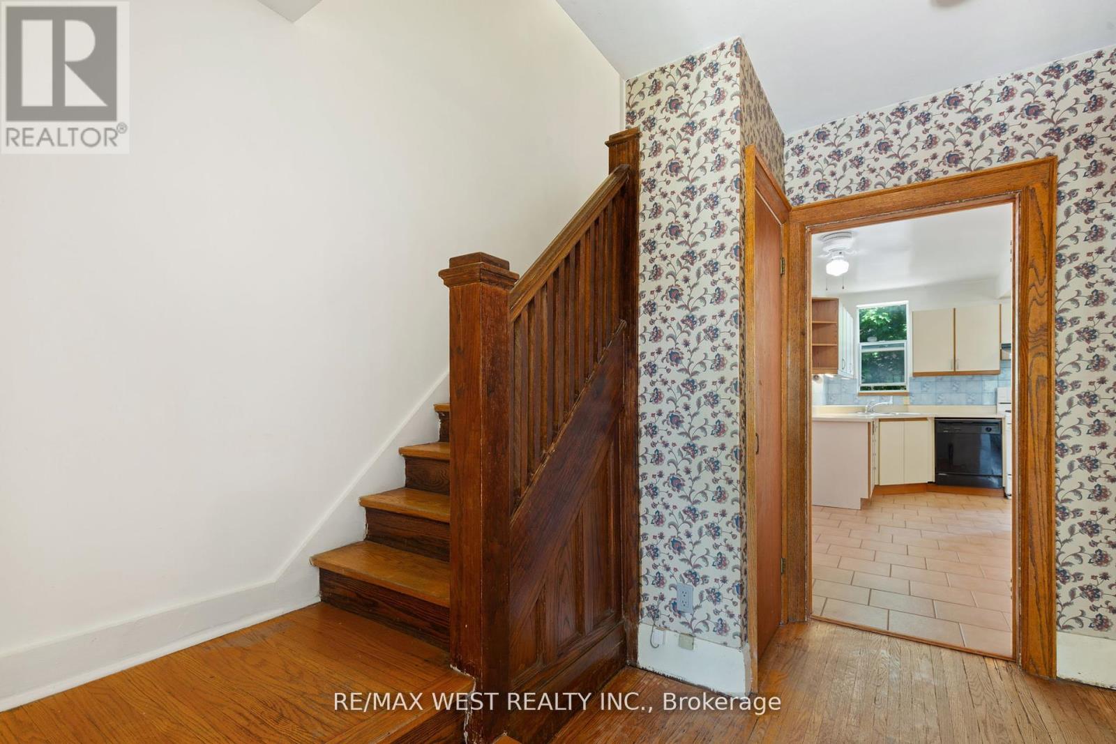 2317 Weston Road, Toronto, Ontario  M9N 1Z7 - Photo 3 - W12427017