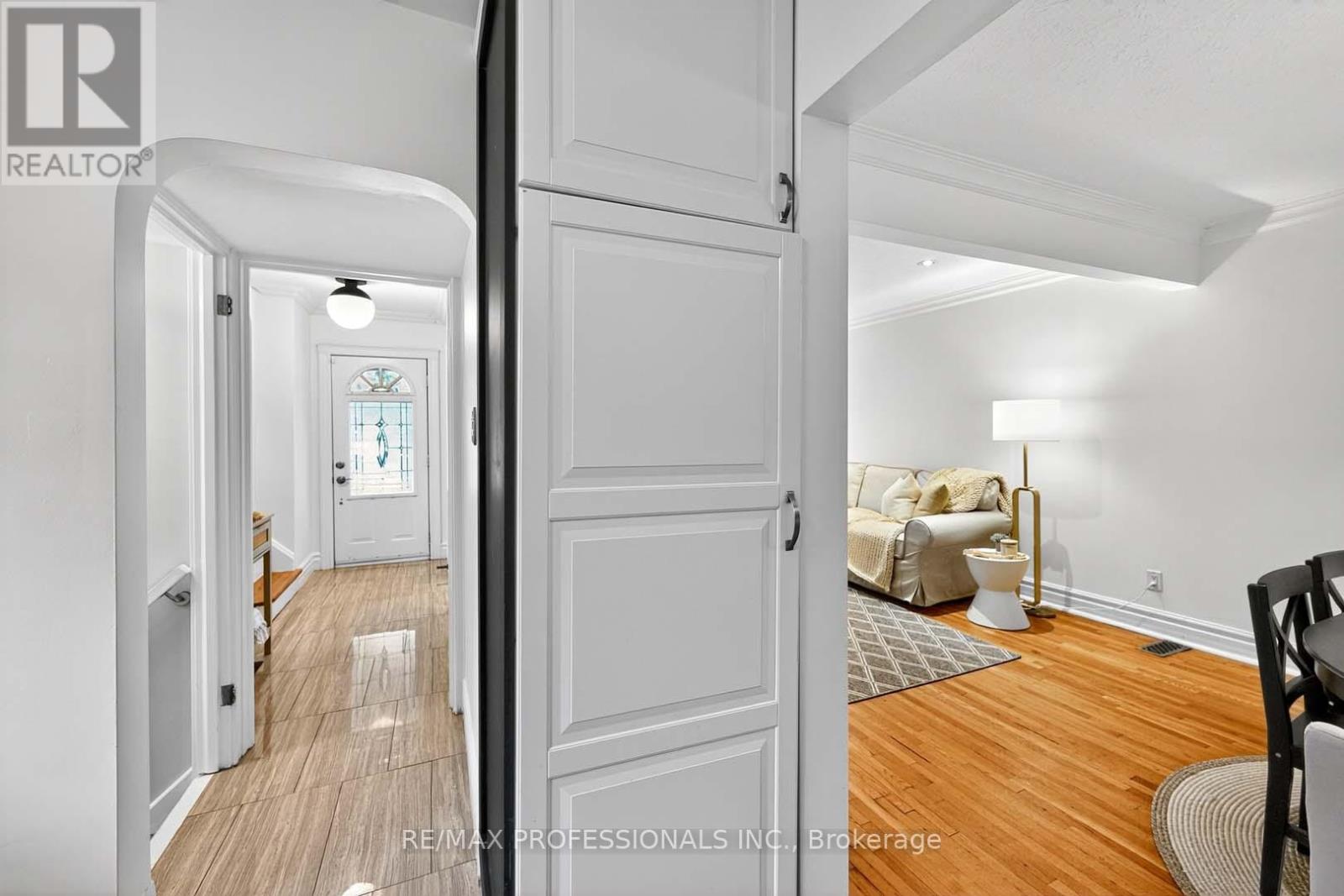 31 Nineteenth Street, Toronto, Ontario  M8V 3L4 - Photo 11 - W12427029