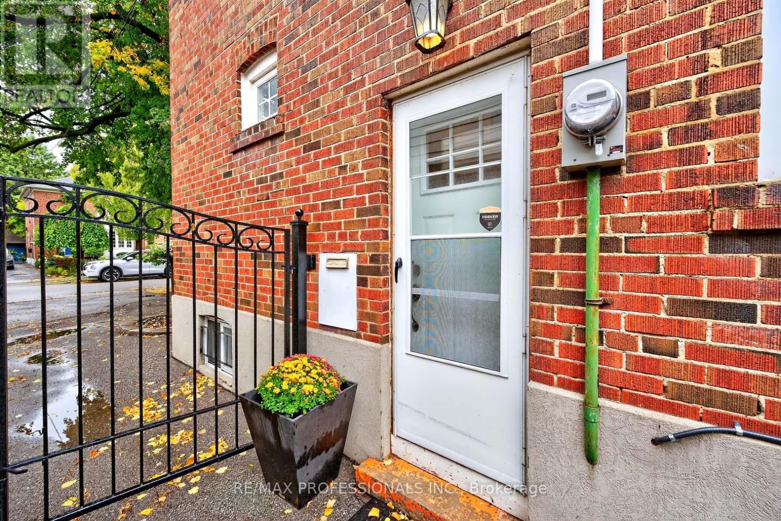 31 Nineteenth Street, Toronto, Ontario  M8V 3L4 - Photo 20 - W12427029