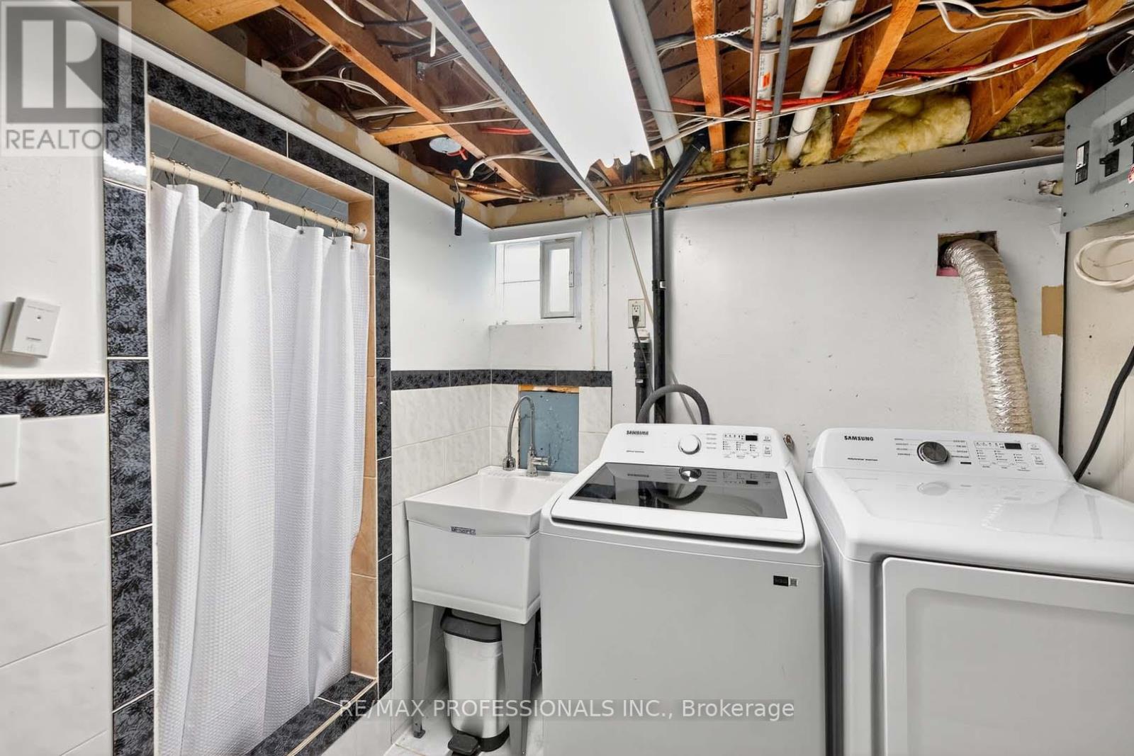 31 Nineteenth Street, Toronto, Ontario  M8V 3L4 - Photo 24 - W12427029