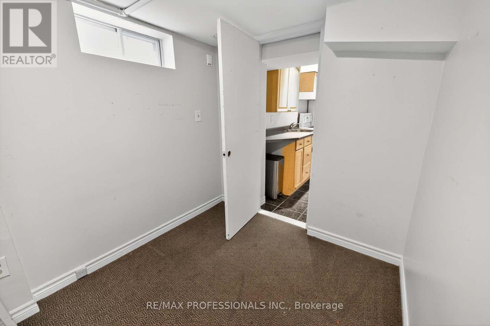 31 Nineteenth Street, Toronto, Ontario  M8V 3L4 - Photo 25 - W12427029