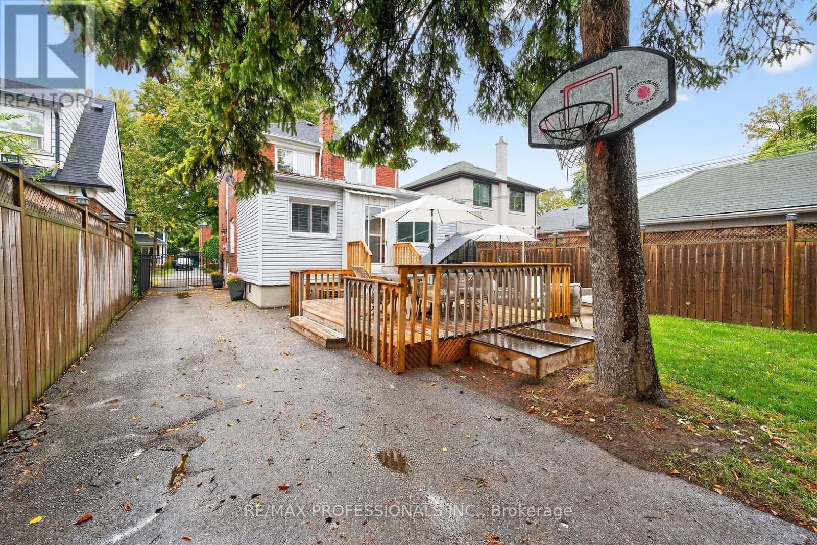 31 Nineteenth Street, Toronto, Ontario  M8V 3L4 - Photo 37 - W12427029
