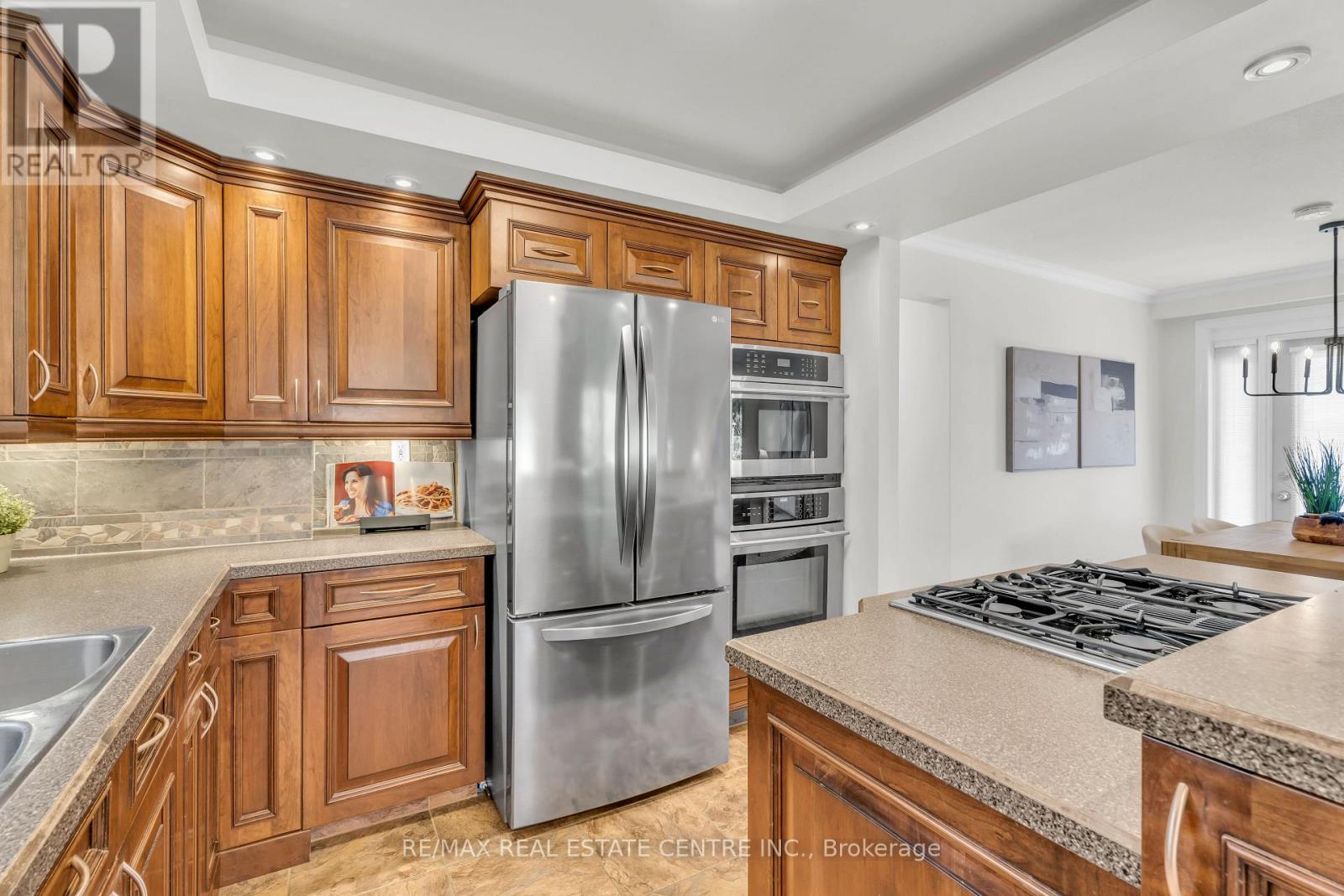 3 Stockman Crescent, Halton Hills, Ontario  L7G 1J5 - Photo 15 - W12427031