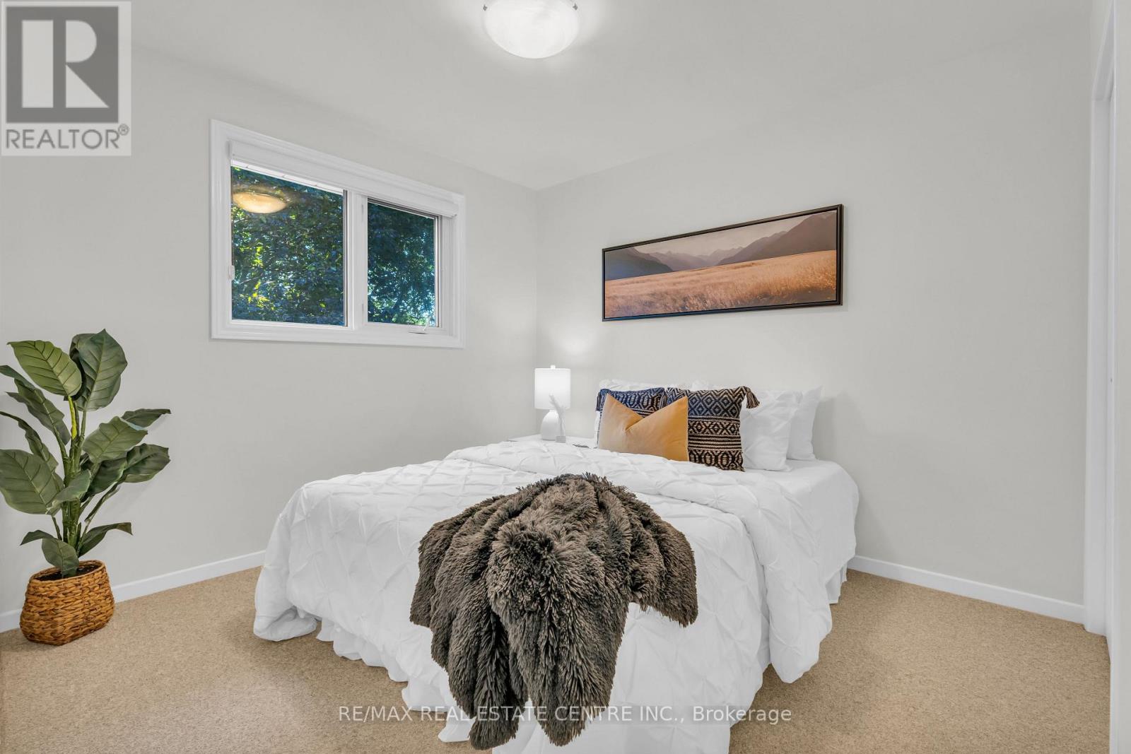 3 Stockman Crescent, Halton Hills, Ontario  L7G 1J5 - Photo 29 - W12427031