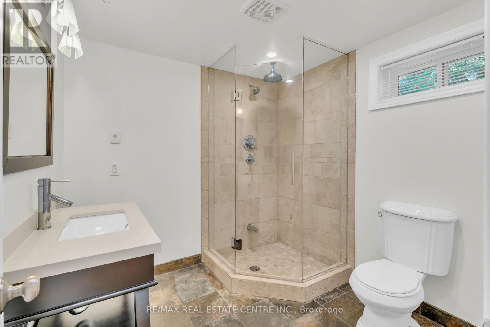 3 Stockman Crescent, Halton Hills, Ontario  L7G 1J5 - Photo 43 - W12427031