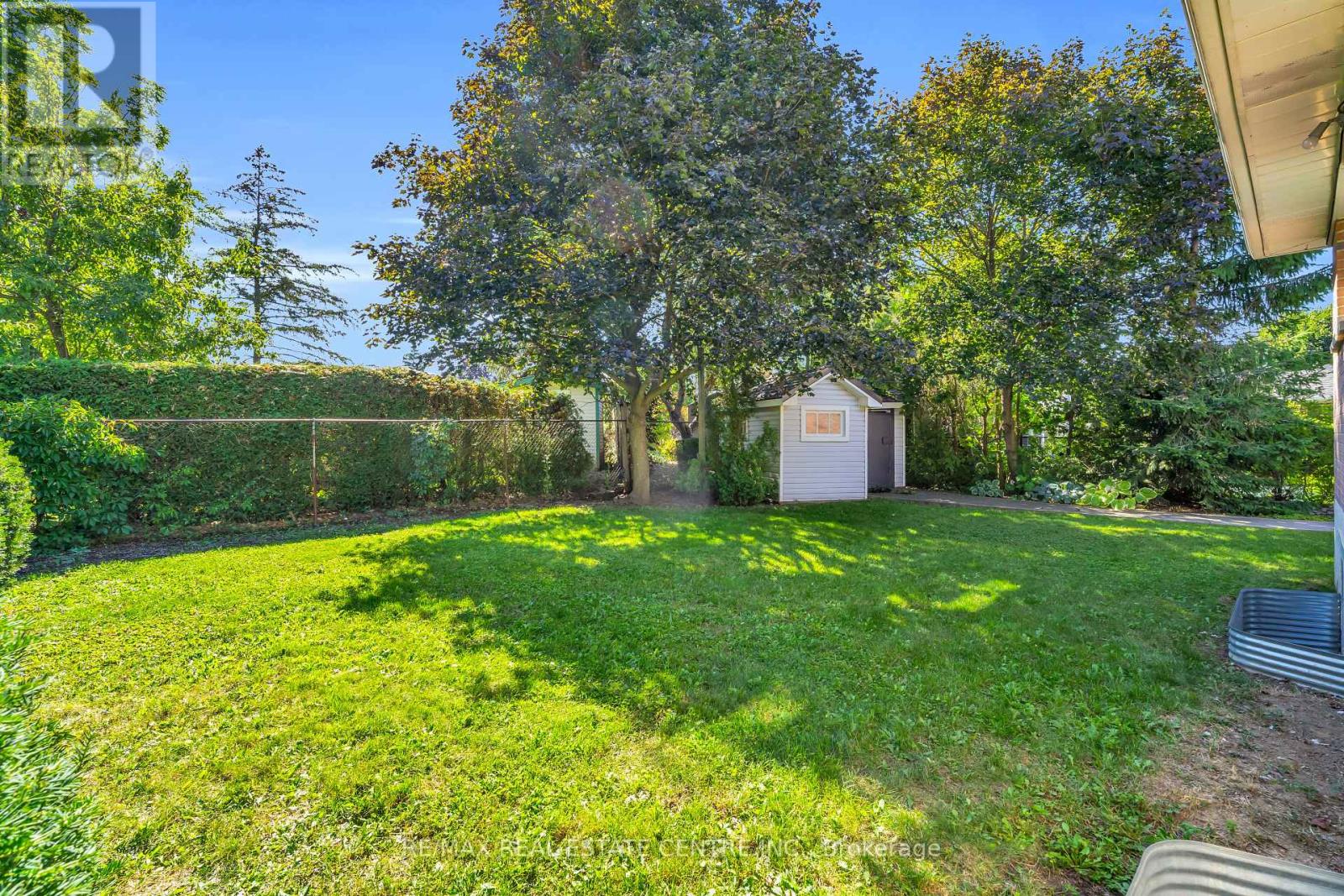 3 Stockman Crescent, Halton Hills, Ontario  L7G 1J5 - Photo 44 - W12427031