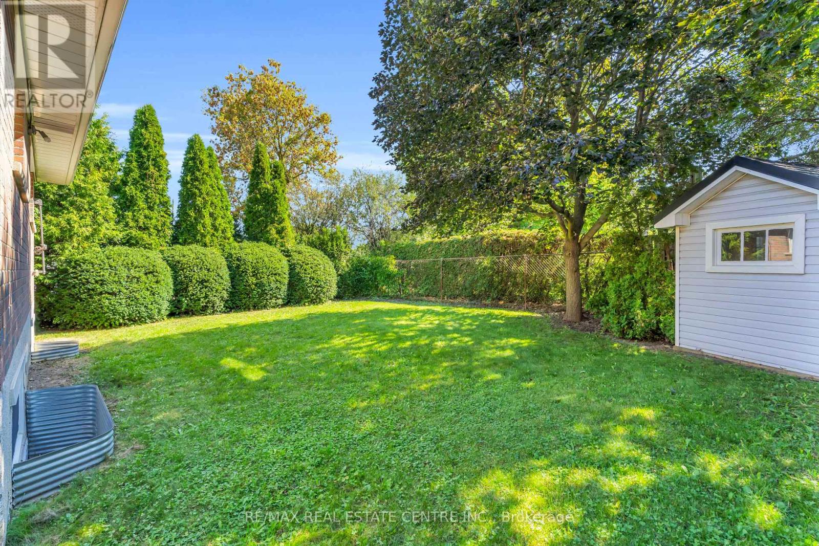 3 Stockman Crescent, Halton Hills, Ontario  L7G 1J5 - Photo 47 - W12427031