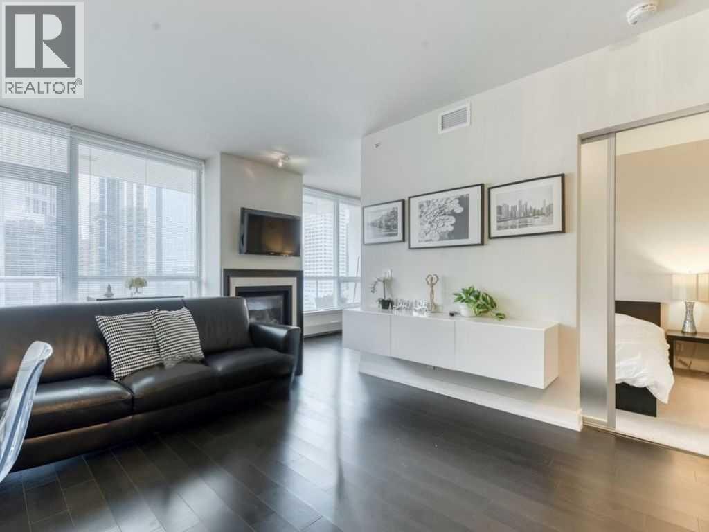1526, 222 Riverfront Avenue SW, Calgary, Alberta