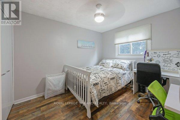 17 Winding Way Crescent, London North, Ontario  N6G 3E8 - Photo 19 - X12427074