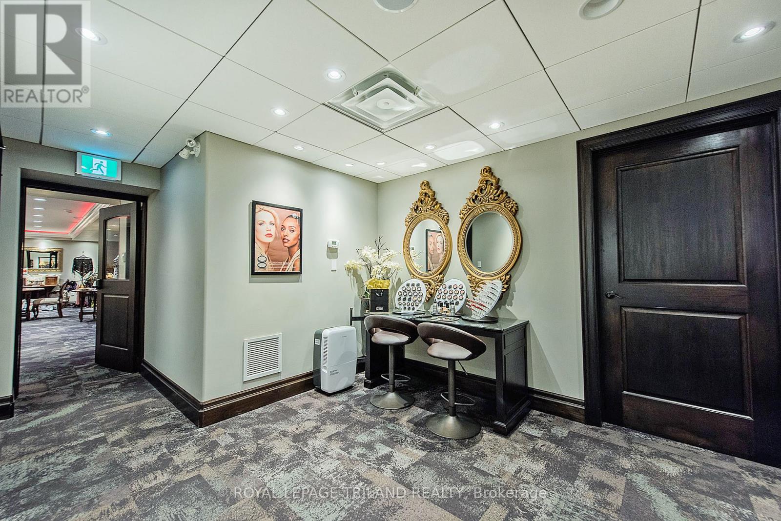 424 Waterloo Street, London East, Ontario  N6B 2P2 - Photo 36 - X12427087