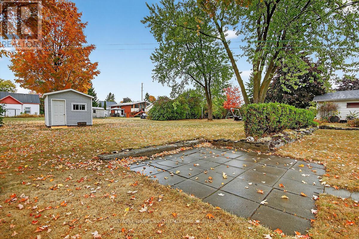 268 Ottawa Street, Mississippi Mills, Ontario  K0A 1A0 - Photo 38 - X12427076