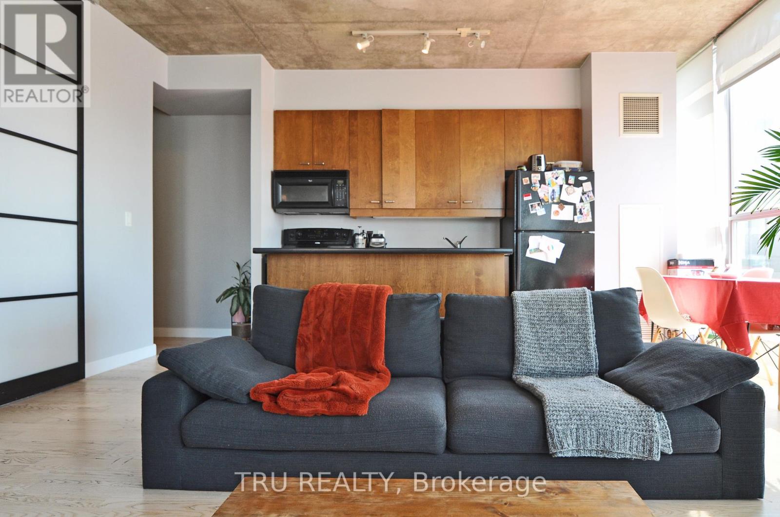 808 - 179 George Street, Ottawa, Ontario  K1N 1J8 - Photo 12 - X12427122