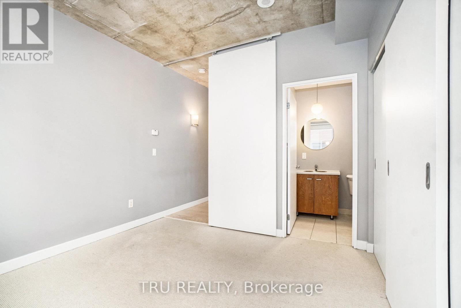 808 - 179 George Street, Ottawa, Ontario  K1N 1J8 - Photo 17 - X12427122