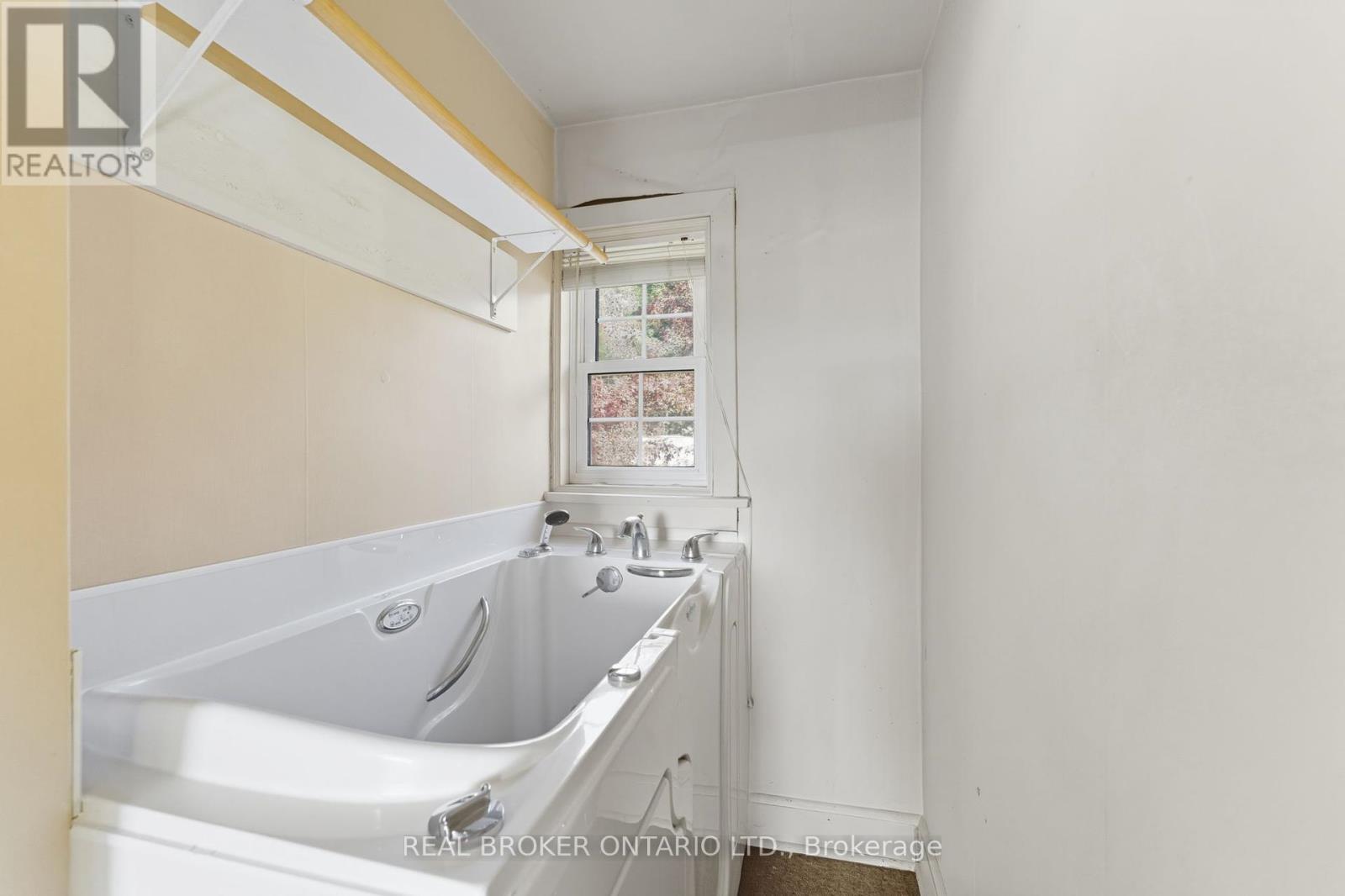 505 Main Street E, Merrickville-Wolford, Ontario  K0G 1N0 - Photo 24 - X12427125