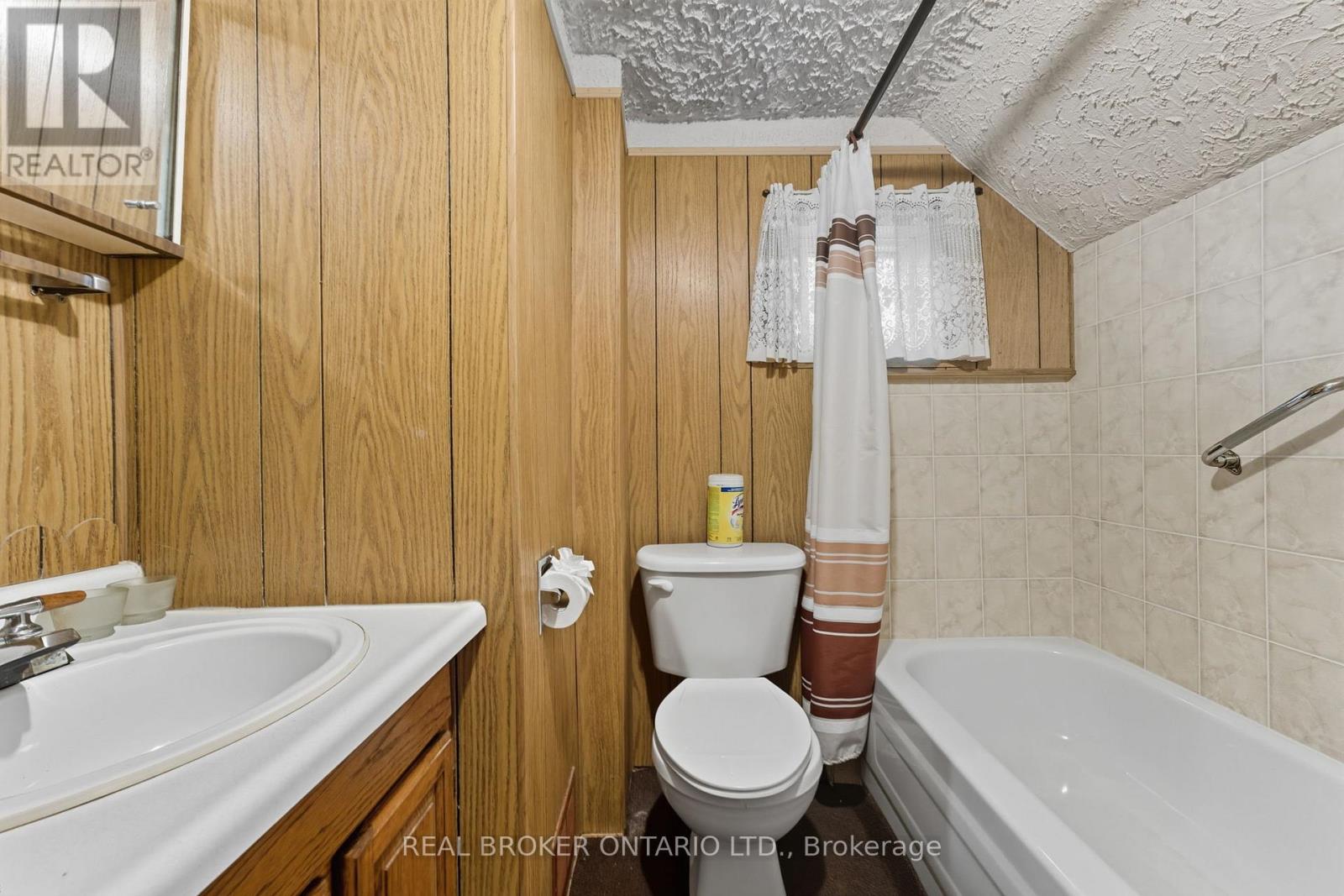 505 Main Street E, Merrickville-Wolford, Ontario  K0G 1N0 - Photo 29 - X12427125
