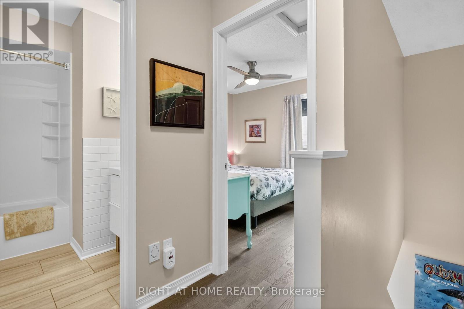 24 Manhattan Crescent, Ottawa, Ontario  K2C 4B4 - Photo 23 - X12427136
