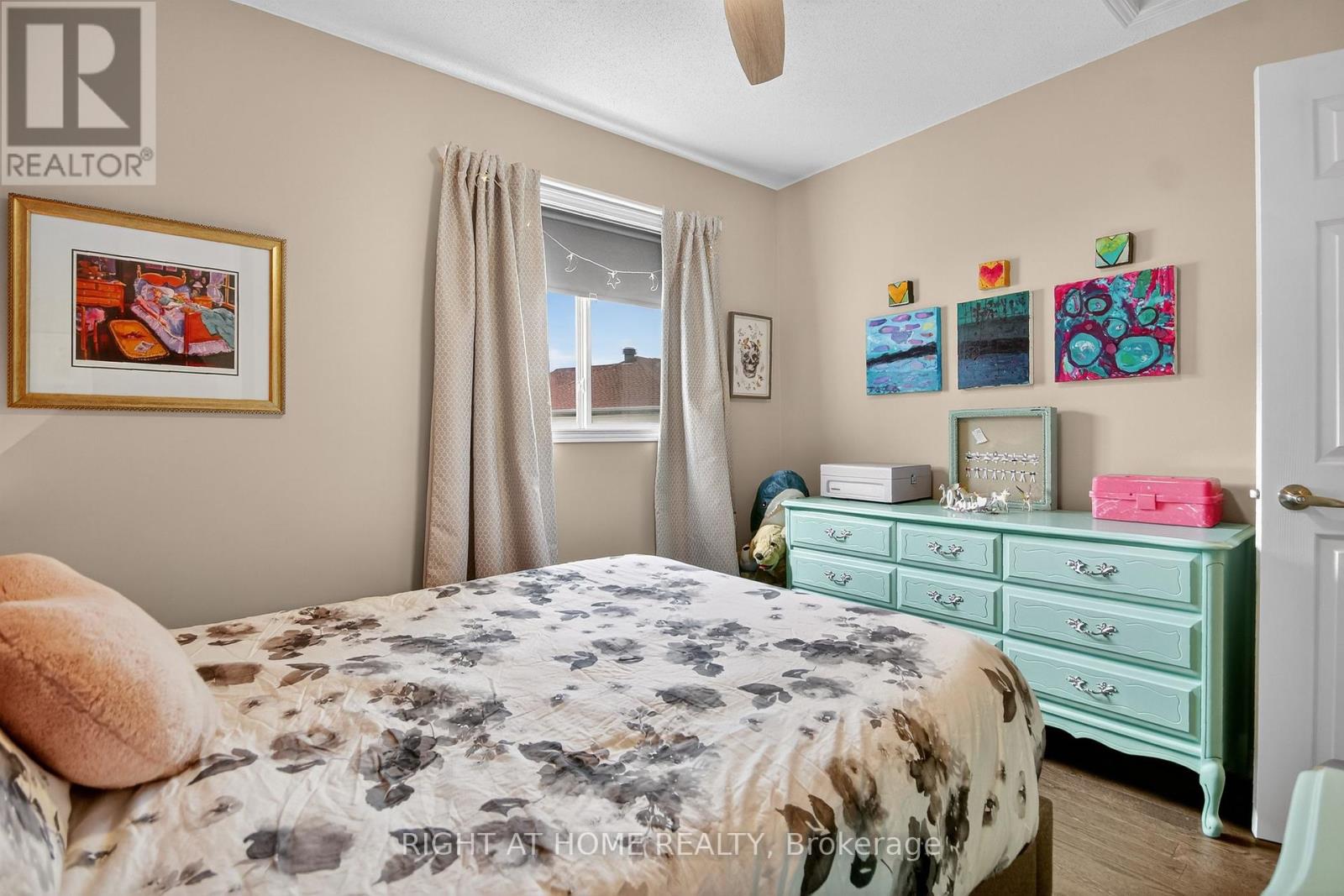 24 Manhattan Crescent, Ottawa, Ontario  K2C 4B4 - Photo 27 - X12427136