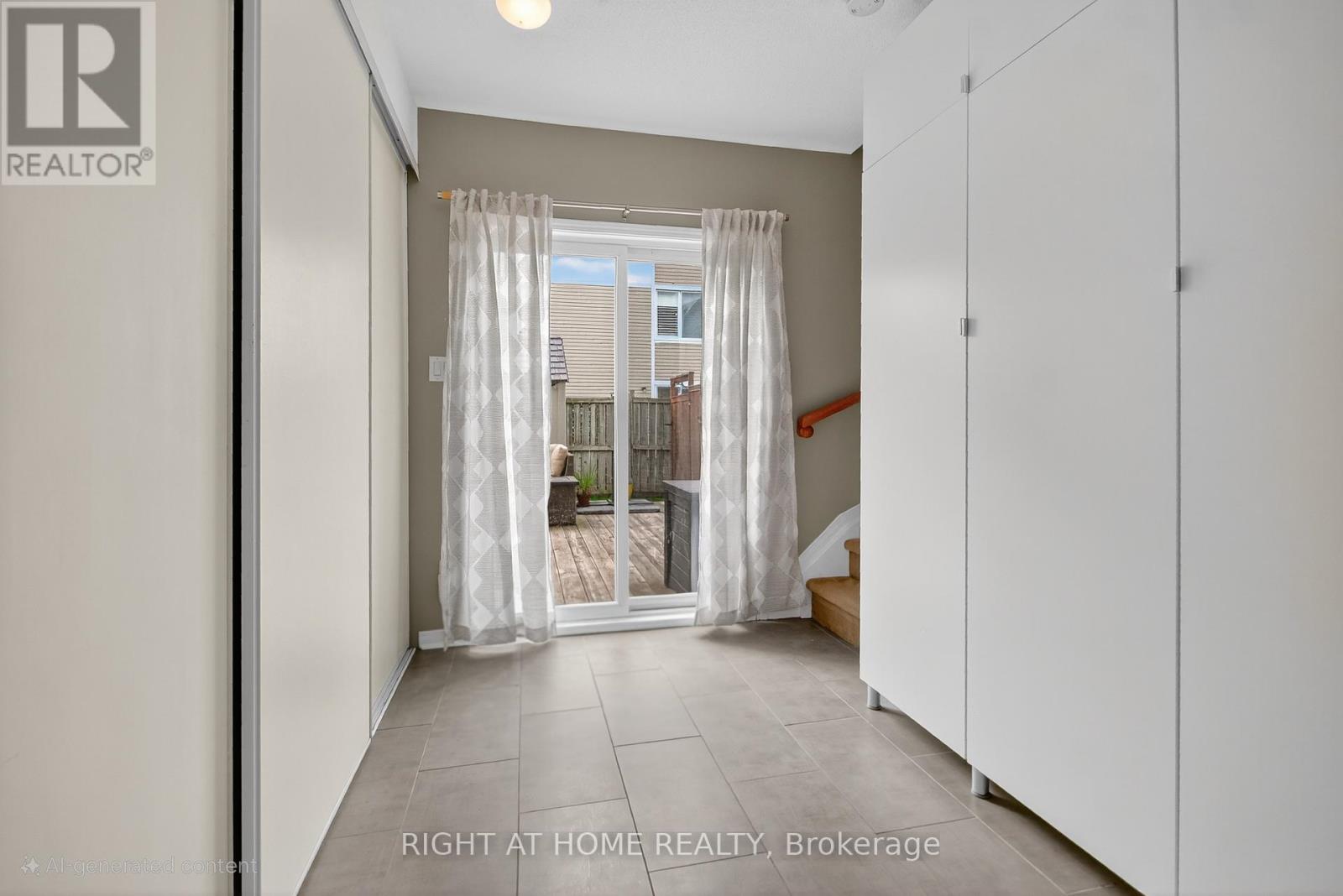 24 Manhattan Crescent, Ottawa, Ontario  K2C 4B4 - Photo 28 - X12427136