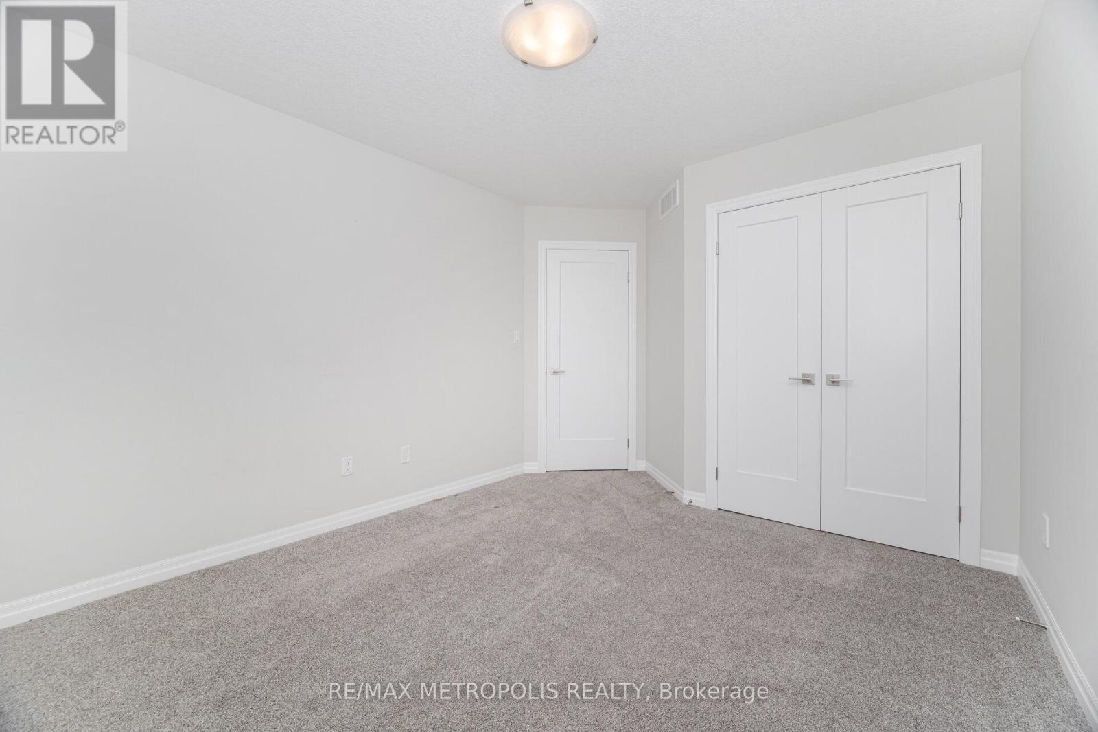 28 Keba Crescent, Tillsonburg, Ontario  N4G 0K7 - Photo 34 - X12426938