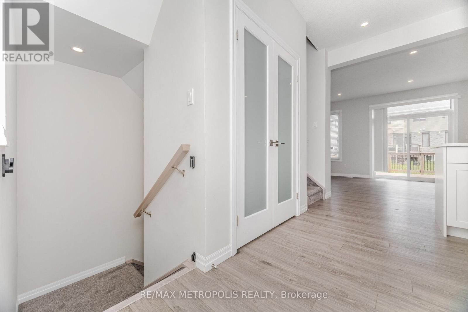 28 Keba Crescent, Tillsonburg, Ontario  N4G 0K7 - Photo 37 - X12426938