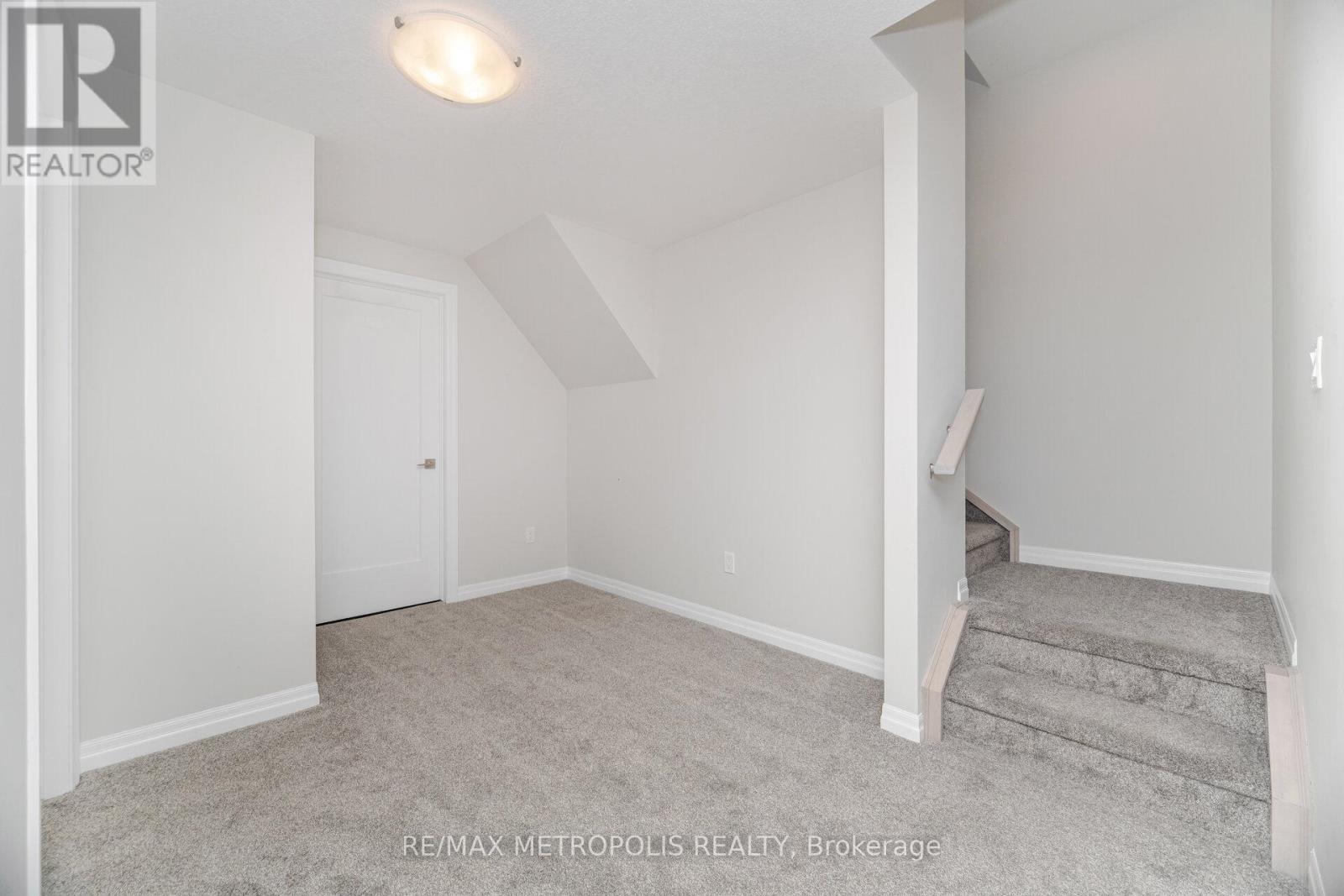 28 Keba Crescent, Tillsonburg, Ontario  N4G 0K7 - Photo 38 - X12426938
