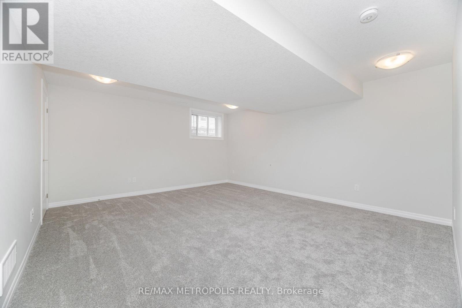 28 Keba Crescent, Tillsonburg, Ontario  N4G 0K7 - Photo 41 - X12426938